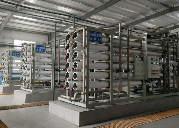 宁夏200T反渗透+150T超滤设备安装调试