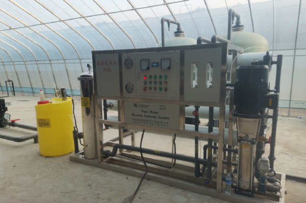 湖北农业大棚8T反渗透设备安装调试完成