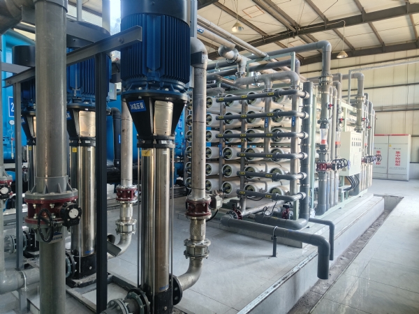 宁夏石嘴山市180T/H反渗透设备安装调试完成